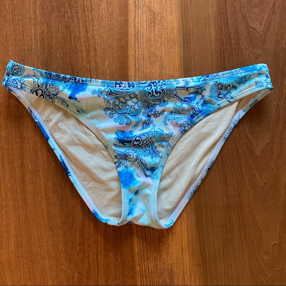 VS Bikini Bottom Size Large Bathing Suit